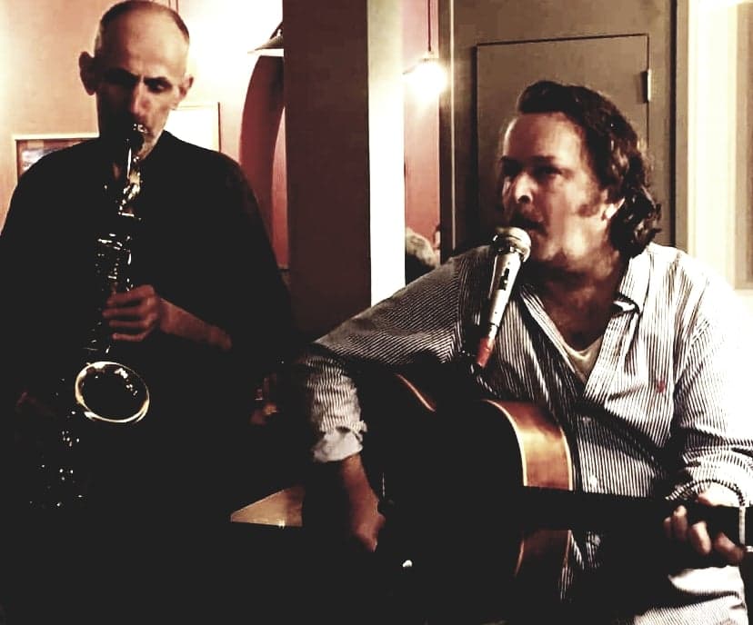Live Music - Pete Woodroffe & Nick Olney