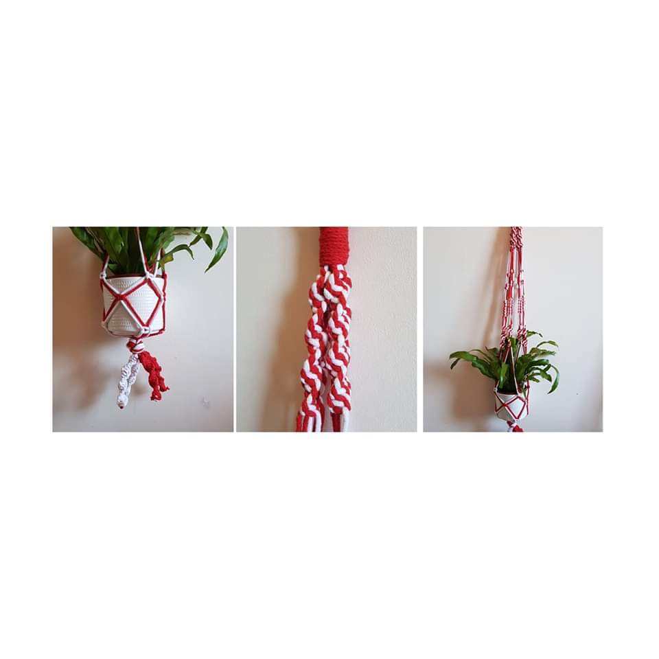 Christmas Macramé Plant Hanger Workshop // BARN